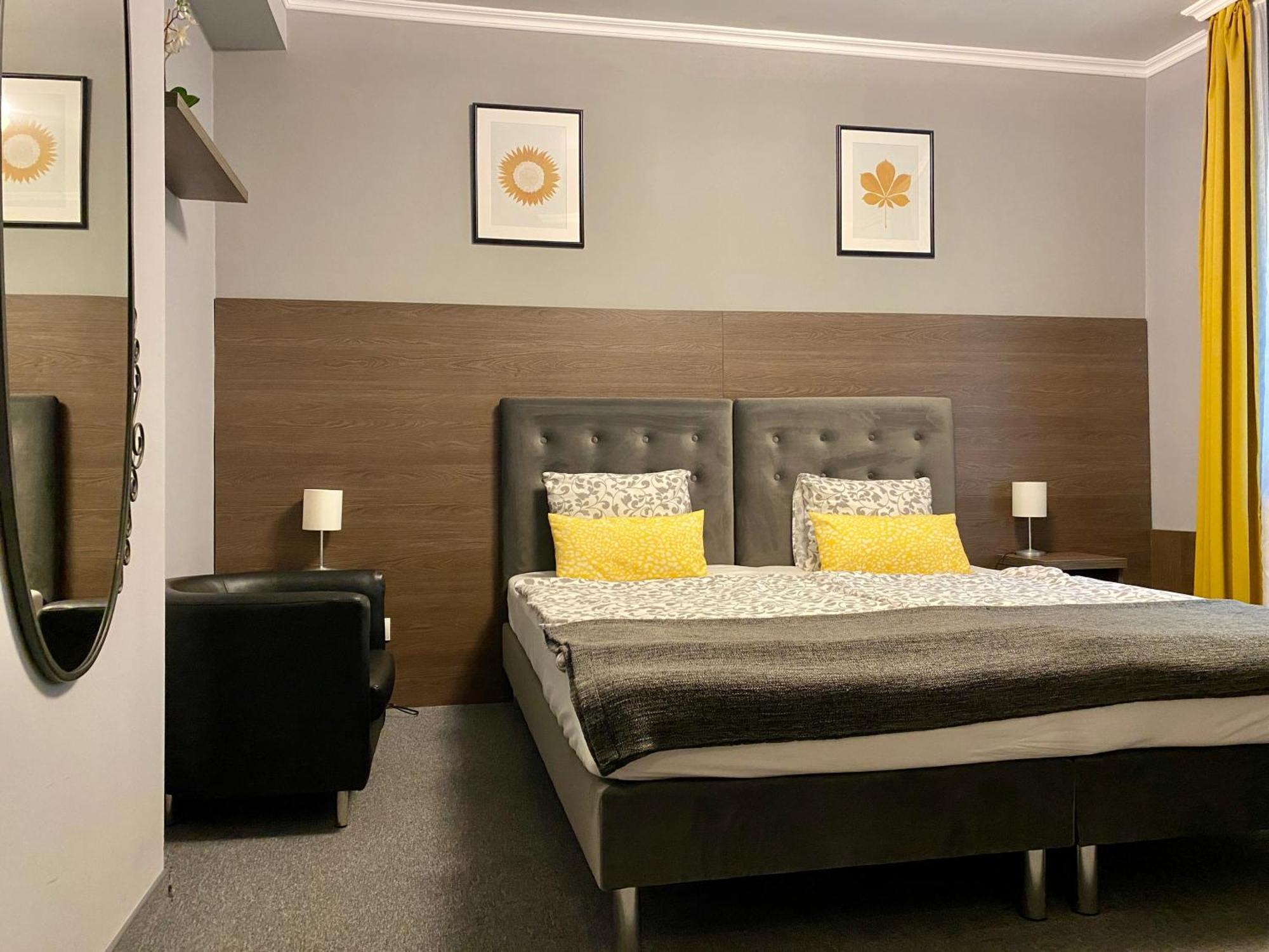 Отель Bellevue Vendeghaz 2 Вац Экстерьер фото